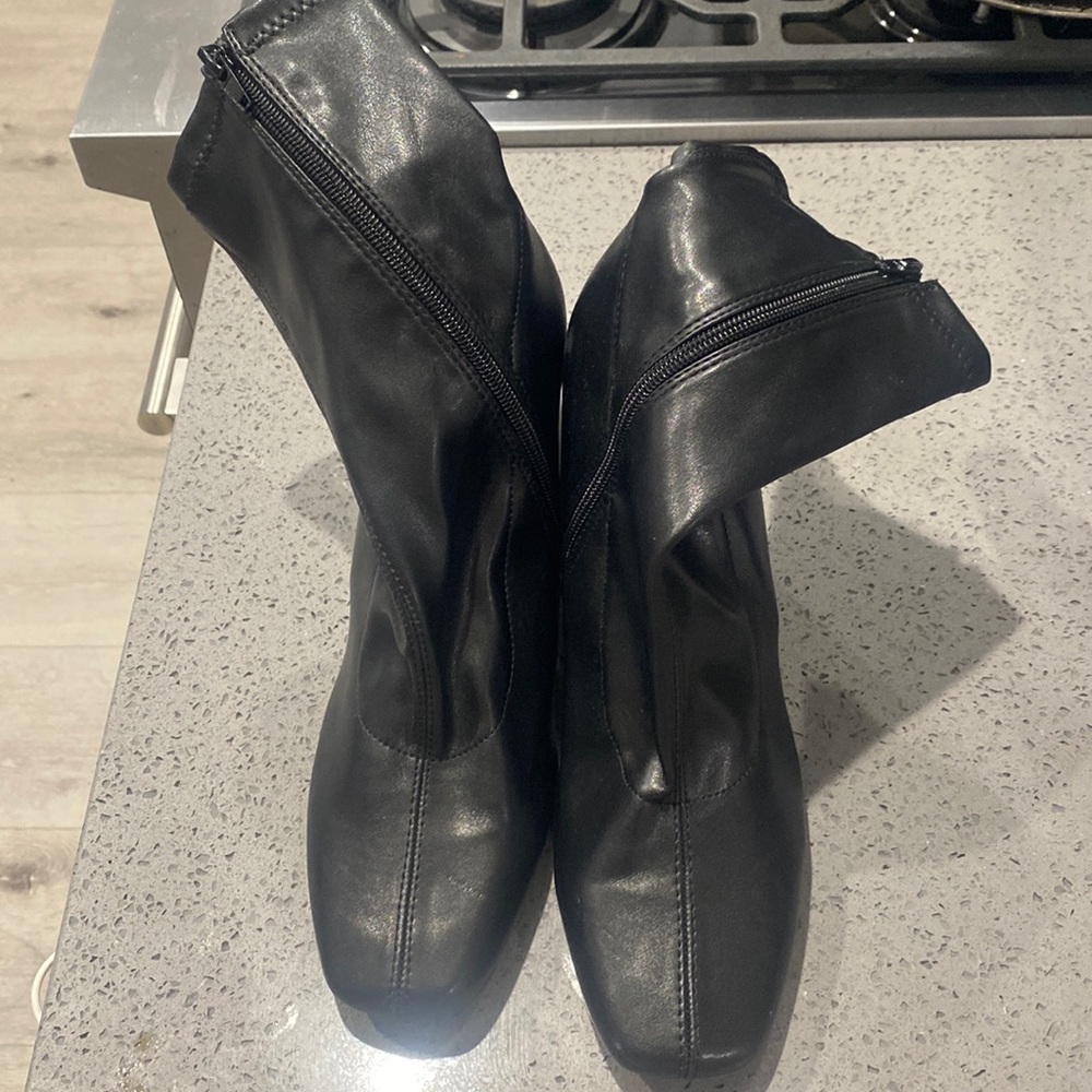 Ankle boots